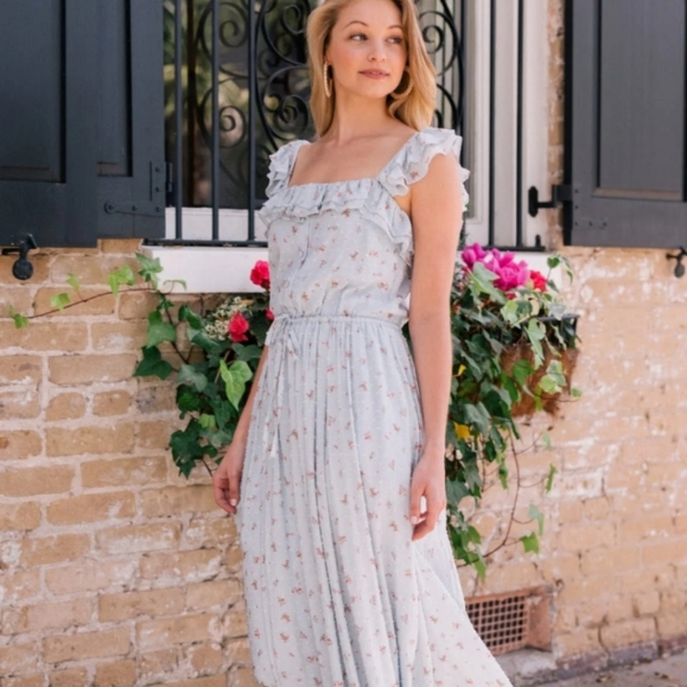 Gal Meets Glam Patricia Maxi